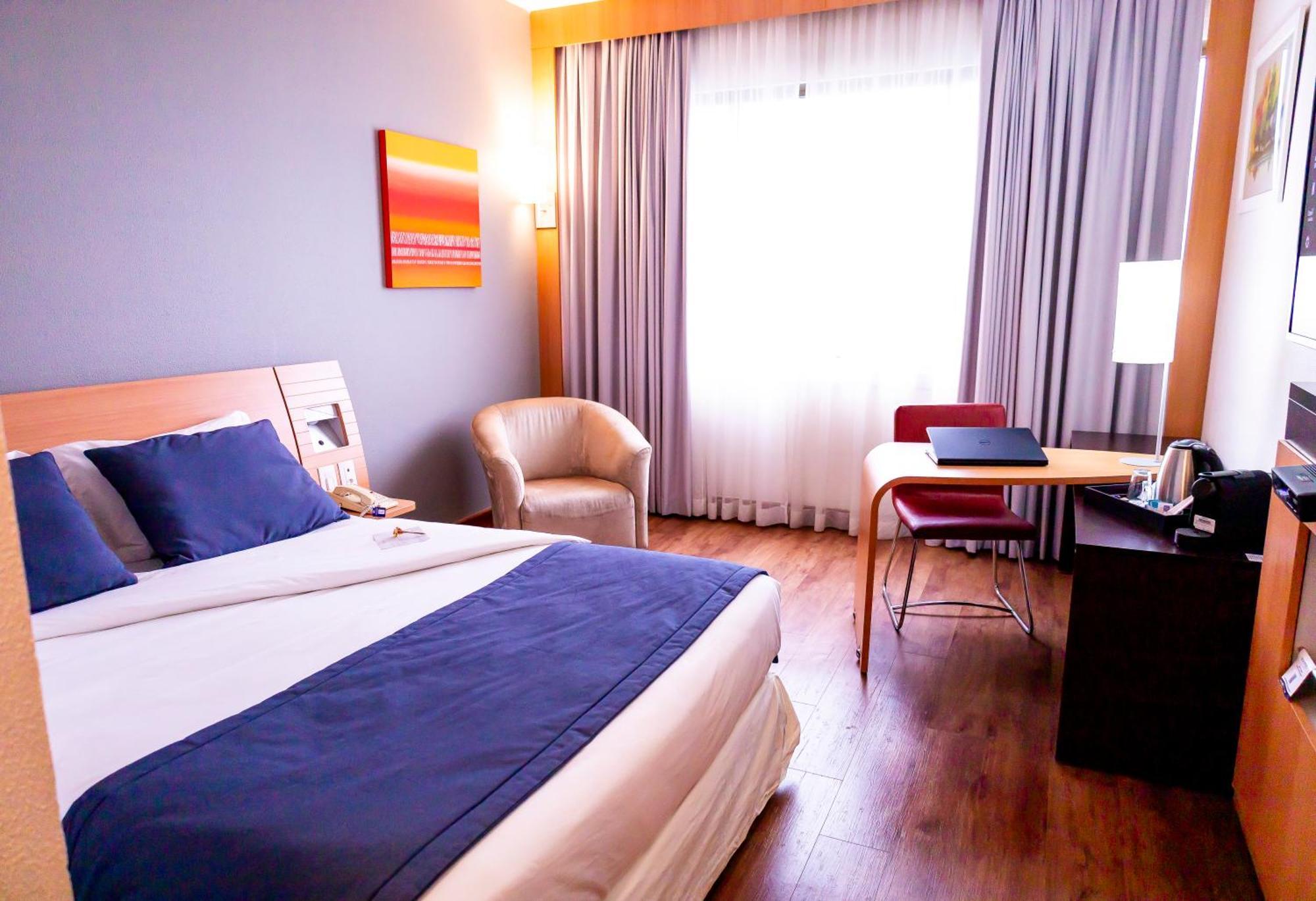 Novotel Porto Alegre Tres Figueiras Eksteriør billede